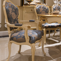 Table à manger rectangulaire beige en placage naturel laqué, style antique français, avec 6 à 8 chaises rembourrées brodées bleues, ensemble de salle à manger antique