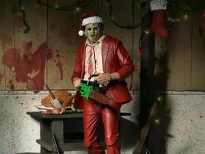 NECA Toys Texas Chainsaw Massacre - Action Figure Ultimate Santa Leatherface in Scala 1/7 - Product Image 4