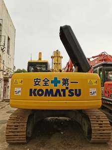 Excavatrice sur chenilles Komatsu PC300 LC-7 jaune, hydraulique, de construction, 30 tonnes, équipée d'un attache rapide - Product Image 1