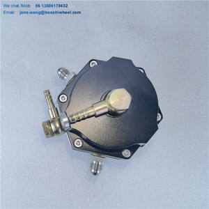 Tial MVS 38mm Mise à niveau 908827-0002 Valve refroidie à l'eau noire GVW-40 Kit de soupape de décharge externe 40mm V-Band - Product Image 3