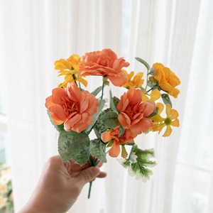 Bouquet de fleurs artificielles CallaFloral Orange Rouge Champagne, décorations de mariage faites à la main - Product Image 2