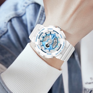 Montre à quartz pour homme Mstianq, décontractée et luxueuse, étanche, affichage de la date et du jour, lumineuse, logo personnalisé, montre-bracelet pour affaires - Product Image 3