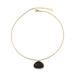 Collar con Colgante de Acero Inoxidable 316L con Baño de Oro PVD, Joyería Fina Sostenible y Resistente - Product Image 1