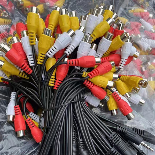 The 3.5 to 3 RCA Bus Audio Video Cables Rca Line Array
