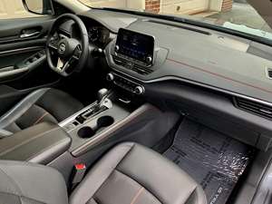 Nissan Altima 2.5 SR 2019, Sedán con Tracción en las Cuatro Ruedas, Transmisión Automática CVT - Product Image 5