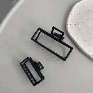 กิ๊บหนีบผมทรงเรขาคณิตโลหะผสมทองคุณภาพสูงขนาดใหญ่ 9 ซม.-11 ซม. สำหรับอุปกรณ์จัดแต่งทรงผมระดับไฮเอนด์ - Product Image 3