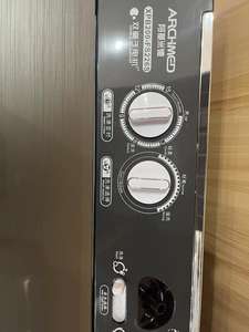 X Kunden spezifische 10-kg-Doppelwannen-Haushaltswaschanlage Elektrische halbautomat ische Maschine zum Waschen und Dehydrieren von Kunststoff gehäusen - Product Image 3