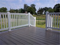 Balustrades d'escalier en vinyle durables et faciles à installer Rampes en plastique PVC pour maison de villa