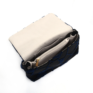 Dai Chun Ming Factory Direct Sales Handmade Artificial Velvet Satin Folk Art Holiday Gifts Fabric Textile Crafts Handbags