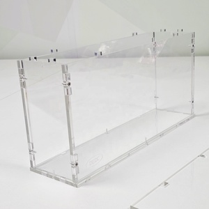 Vitrine d'exposition moderne et écologique en acrylique portable avec surface polie pour la <span class=keywords><strong>collection</strong></span> <span class=keywords><strong>ultra</strong></span> <span class=keywords><strong>premium</strong></span> 151 de Pokémon Celebrations - Product Image 1