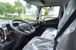 Direct Sale New Diesel Manual Transmission Double Cabin Refrigerator <strong>Small</strong> <strong>Cargo</strong> Van for Food &amp; Ice Cream for Van <strong>Trucks</strong> - Product Image 2