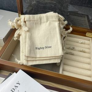 Sac à cordon en toile de coton recyclé biologique - Rangement anti-poussière - Taille et couleur personnalisables - Utilisation pour cadeaux et artisanat - Product Image 2