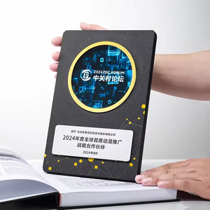 Vente en gros <span class=keywords><strong>de</strong></span> certificat d'entreprise Plaque métallique en verre <span class=keywords><strong>de</strong></span> cristal Prix en métal <span class=keywords><strong>de</strong></span> <span class=keywords><strong>pierre</strong></span> Trophée en cristal imprimé UV - Product Image 4