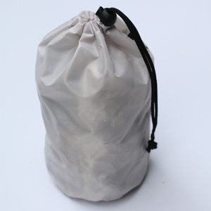 Bolsa con cordón de poliéster 210D de nailon personalizada para almacenamiento al aire libre con fondo redondo - Product Image 5