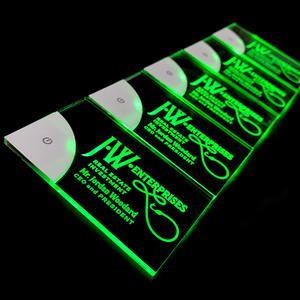 Cartes <span class=keywords><strong>de</strong></span> <span class=keywords><strong>visite</strong></span> <span class=keywords><strong>de</strong></span> luxe LED Glow cartes <span class=keywords><strong>de</strong></span> <span class=keywords><strong>visite</strong></span> transparentes plateau lumineux LED <span class=keywords><strong>carte</strong></span> <span class=keywords><strong>de</strong></span> <span class=keywords><strong>visite</strong></span> rose personnalisée en plastique impression numérique gratuite - Product Image 1