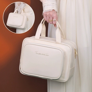 사용자 정의 로고 미용 화장대 케이스 Pu 가죽 메이크업 가방 주최자 휴대용 대용량 여행 화장품 보관 가방 - Product Image 3