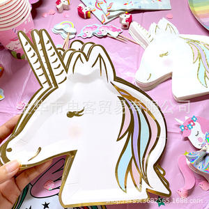 <span class=keywords><strong>Assiette</strong></span> à gâteau jetable de 9 pouces en gros pour filles <span class=keywords><strong>licorne</strong></span> fête d'anniversaire fête prénatale - Product Image 4