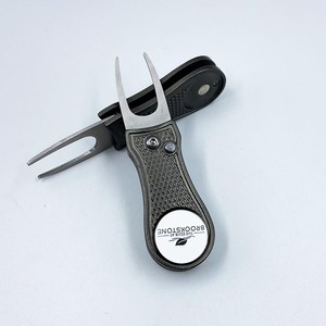 Nhà Máy Bán Buôn Số Lượng Lớn Golf Divot Công Cụ Sửa Chữa Nam Châm Golf Divot Công Cụ Với Biểu Tượng Tùy Chỉnh Bóng Marker - Product Image 5