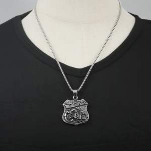 Yunnique – collier avec pendentif moto Mother Road 66, bouclier en acier inoxydable pour hommes, cadeau, couleur argent, chaîne de 3.0x60cm - Product Image 3