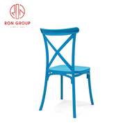Nouvelle bonne qualité dos croisé Orange bleu PP résine meubles de salle à manger de mariage hôtel moderne chaise en plastique pour les événements