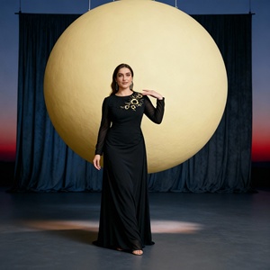 ชุดเดรสอาบายะห์ผ้าโพลีเอสเตอร์ตกแต่งด้วยลูกไม้คุณภาพสูง ดีไซน์ทันสมัย สวยสง่า เหมาะสำหรับสตรีชาวมุสลิม ขายส่งและรับสั่งทำ - Product Image 1