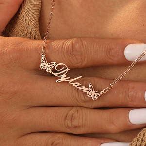 Custom popolare ciondolo farfalla in acciaio inox lettere nome collana di moda ragazza - Product Image 2