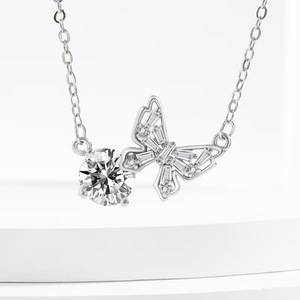 LT-140 romantique pendentif en <span class=keywords><strong>argent</strong></span> <span class=keywords><strong>collier</strong></span> pour femmes Simple polyvalent tour de cou clavicule chaîne coloré Zircon papillon amant Fine - Product Image 2
