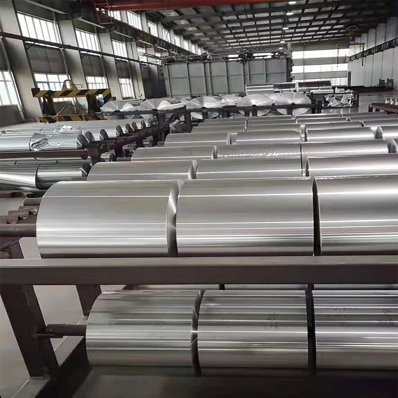 1235 Heat Resistant Household Packaging Kitchen Cooking Aluminum Foil Rolls 1235 Heat Resistant Household Packaging Kitchen Cooking Aluminum Foil Rolls