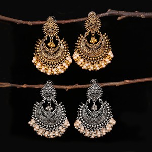 <span class=keywords><strong>Orecchini</strong></span> <span class=keywords><strong>Pendenti</strong></span> <span class=keywords><strong>a</strong></span> <span class=keywords><strong>Forma</strong></span> <span class=keywords><strong>di</strong></span> <span class=keywords><strong>Cuore</strong></span> con Perle e Campanelle, Gioielli Indiani per Ragazze, Stile Vintage, Regalo alla Moda - Product Image 4