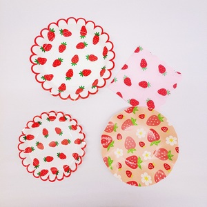 Ensemble de vaisselle jetable DAMAI Fruits Premium pour fêtes d'enfants, anniversaires, fournitures de fête sur le thème des fraises, assiettes en papier, gobelets, serviettes - Product Image 6
