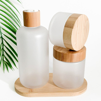 Botella de Plástico PET Ámbar Esmerilado de 60ml, 120ml, 250ml, 500ml con Bomba Dosificadora y Tapa de Bambú para Champú y Acondicionador