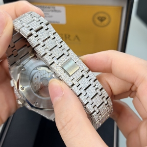 Nouvelle montre à cadran en moissanite, couleur D VVS, boîtier en acier inoxydable, logo personnalisé, montre pour homme avec diamants. - Product Image 4