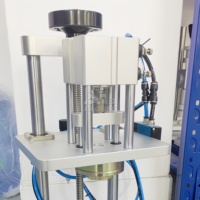 Machine manuelle de sertissage de bouteille de parfum de prix bon marché