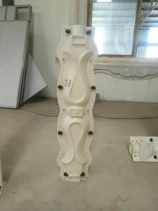 Molde <span class=keywords><strong>de</strong></span> hormigón <span class=keywords><strong>de</strong></span> plástico <span class=keywords><strong>de</strong></span> estilo europeo para balaustre <span class=keywords><strong>de</strong></span> balcón <span class=keywords><strong>de</strong></span> cemento exterior prefabricado, instalación DIY para villas - Product Image 6