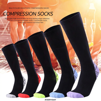 Chaussettes de compression graduée mi-hautes pour marathon, soutien pour la course à pied, logo personnalisé