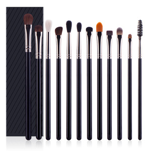 Poignée noire brillante 12 pièces virole en cuivre de haute qualité poils d'animaux naturels visage brosse à cils peigne à sourcils ensemble de pinceaux de maquillage des yeux - Product Image 4