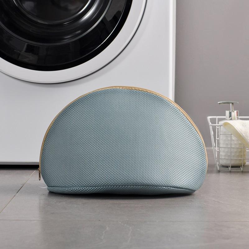 สีเขียวเข้ม