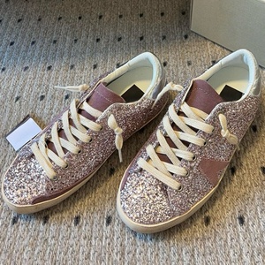 Zapatillas de Piel Auténtica Ligeras y Transpirables de Alta Calidad para Hombre, Zapatos Casuales de Diseñador de Lujo con Diamantes GGBD - Product Image 1
