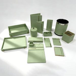 Cartella A4 Personalizzata in Microfibra + Hardware per Servizi Alberghieri e Ristorazione, con Pagine Interne Eleganti - Product Image 3