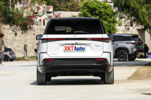 <span class=keywords><strong>Toyota</strong></span> BZ3X 2025, <span class=keywords><strong>SUV</strong></span> 5 portes 5 places, autonomie maximale de 610 km, voiture électrique, toit ouvrant panoramique, <span class=keywords><strong>SUV</strong></span> électrique pur, conduite à gauche, véhicule à énergie nouvelle - Product Image 5