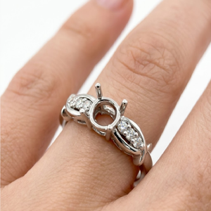 Anillo de Oro Sólido de 18K Hecho a Mano con Diseño Trenzado, Fabricante de Joyería Fina, OEM ODM - Product Image 4