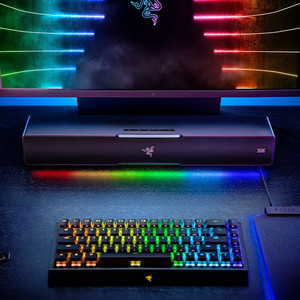 Haut-parleur de jeu Razer Leviathan V2 RGB pour PC avec caisson de basses - Product Image 4