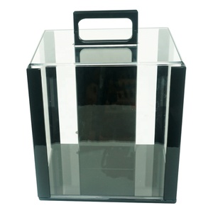 Accessoires de casino, boîte de rangement pour <span class=keywords><strong>jetons</strong></span> de <span class=keywords><strong>poker</strong></span>, <span class=keywords><strong>1000</strong></span> pièces, 39 mm, étui en acrylique de luxe en forme de cage à oiseaux, étui de transport pour <span class=keywords><strong>jetons</strong></span> de casino - Product Image 2