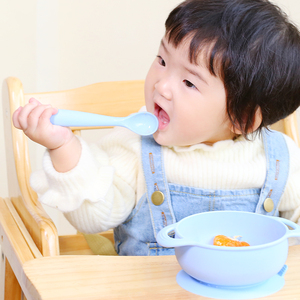 Bol en silicone de qualité alimentaire pour bébé, sans BPA, résistant à la chaleur, base à ventouse, vaisselle pour tout-petits, passe au lave-vaisselle, essentiels pour les repas des enfants - Product Image 2