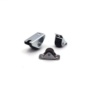 Venta Directa de Fábrica: Ruedas Direccionales de Goma de 0.5 Pulgadas para Muebles, Organizador de Cajones para Librerías, Riel Guía Móvil de PP Pequeño - Product Image 3
