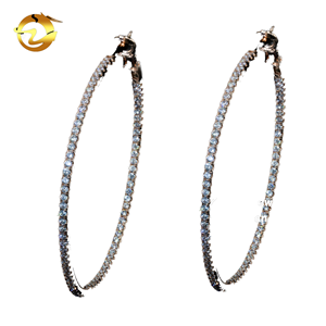 Boucles d'oreilles clous en argent sterling 925, Moissanite VVS taille brillant, testée au diamant, style Hip Hop, luxe, sertissage griffe glacée - Product Image 1