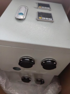 Fornitore Cinese di Morsetti Sanitari in PTFE di Alta Qualità Riscaldati Elettricamente per Cioccolato con Termostato 110V - Product Image 4