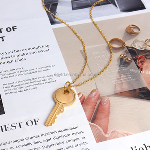 Collana ciondolo chiave personalizzata impermeabile 18K oro PVD placcato in acciaio inox gioielli all'ingrosso della fabbrica delle donne - Product Image 3
