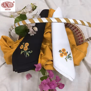 Venta al por mayor personalizable bordado pañuelo elegante diseño floral animal tela para ocasiones de felicitación - Product Image 1