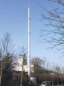 Torre Monopolar de Acero Galvanizado de Alta Calidad para Comunicación y Transmisión de Energía - Product Image 2